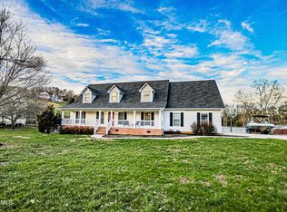 8004 Campbells Point Rd, Corryton, TN 37721