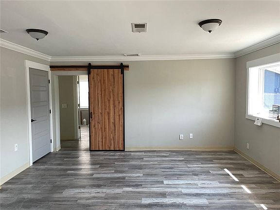 4th image of 1324 S 14th St