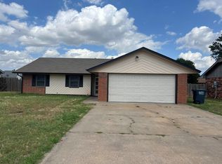 313 S Sooner Trl, Enid, OK 73703