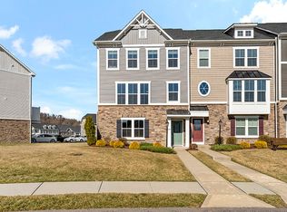 4039 Overview Dr, Canonsburg, PA 15317