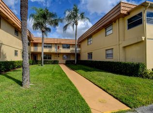 198 Saxony Ln E #E, Delray Beach, FL 33446