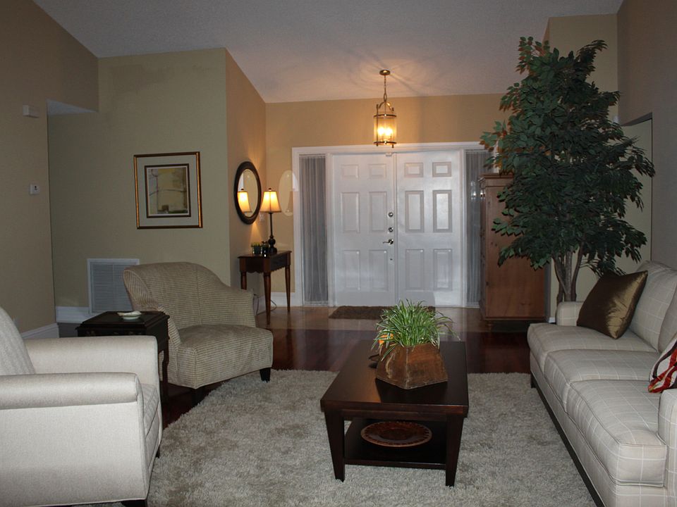 1st image of 1850 Lakeshore Dr