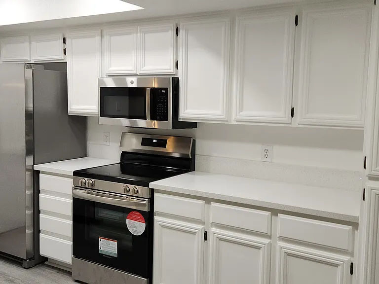 774 E Morningside Dr — Photo 9