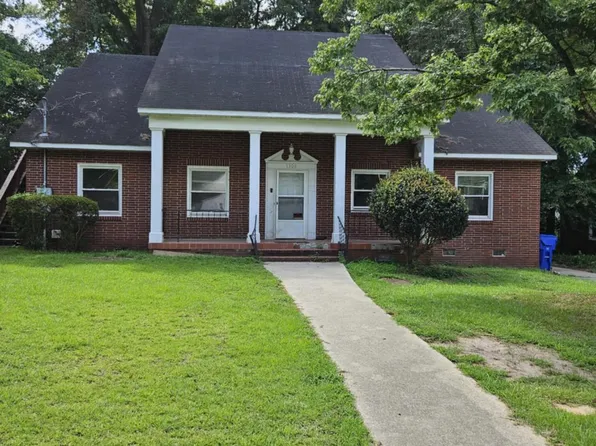 1308 N Independence Street, Kinston, NC 28501
