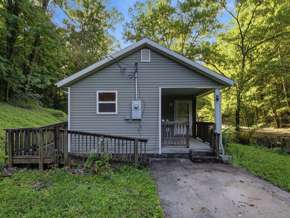 1st image of 450 Nada Tunnel Rd