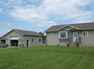 3281 S Williams Rd, Saint Johns, MI 48879