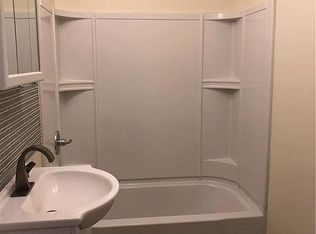 431-437 Carroll Ave #A1, Bridgeport, CT 06607