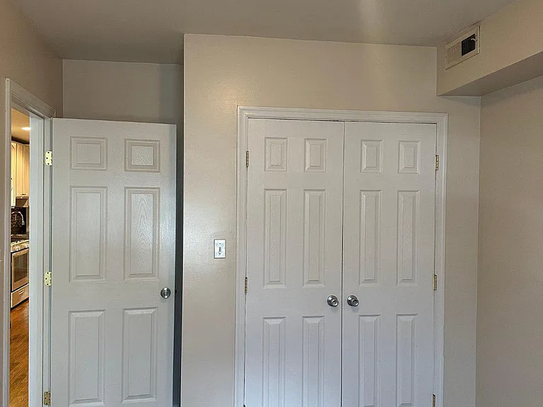 1913 Rosedale St NE #1 — Photo 11