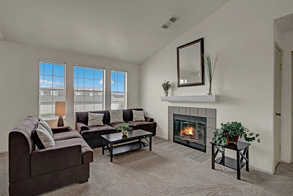 St. James Place — Photo 1