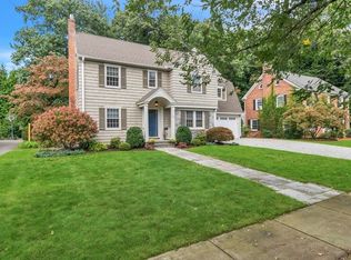22 Falmouth Rd, Longmeadow, MA 01106