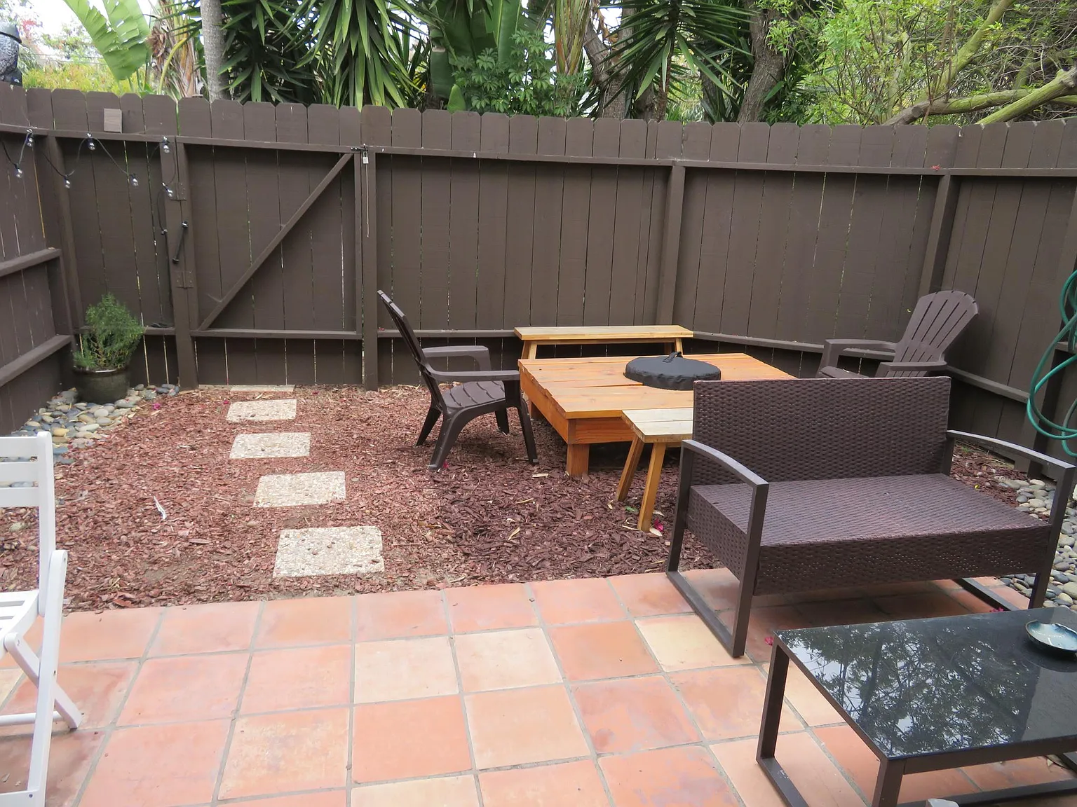 2 bed, 1.5 bath, 1234 sqft, $4,200 — Photo 4