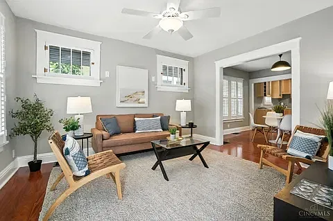 3 bed, 1083 sqft, $2,500 — Photo 4