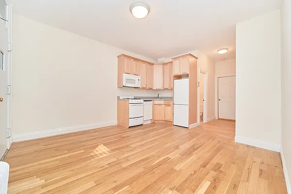 Rented by Living New York | media 16