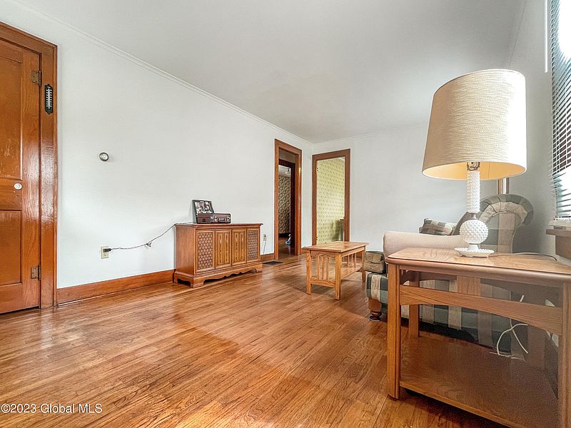 5th image of 5 Terrace Avenue