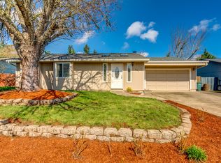 237 NW Merle Dr, Hillsboro, OR 97124