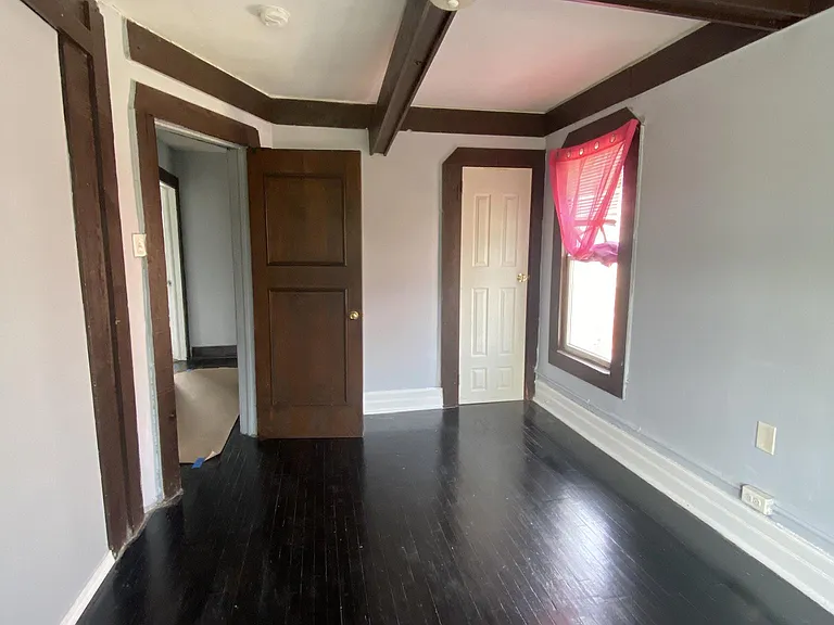 8337 John R St — Photo 10