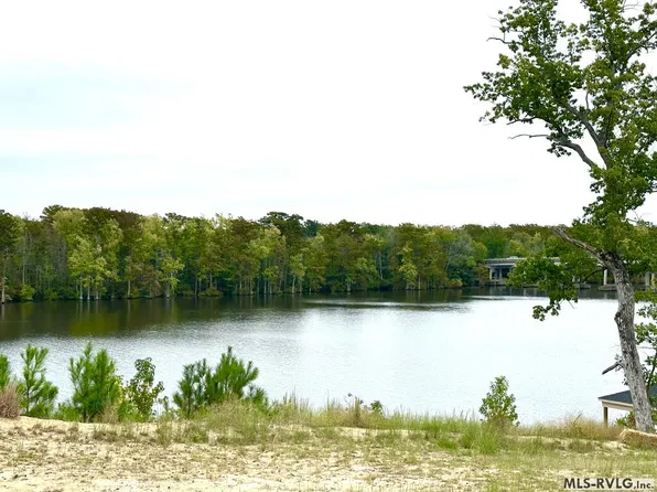 122 River Bluff Dr, Winton, NC 27986