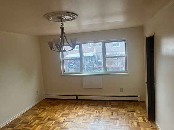 4th image of 27XX Yates Ave #2