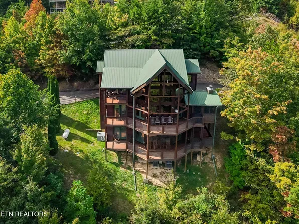 4248 Teaberry Vista Ln, Sevierville, TN 37862