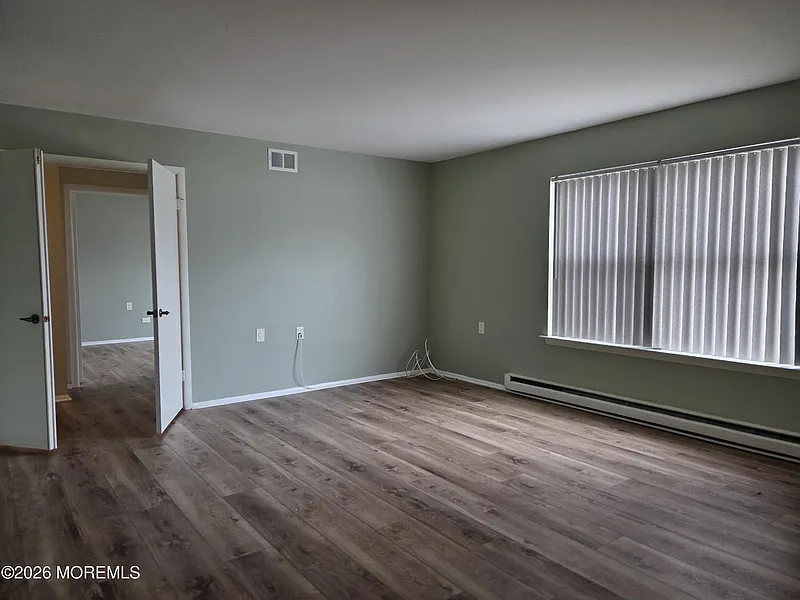 Thumbnail 13