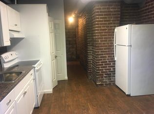 27 Poplar Hill Rd, Indian Hills, KY 40207