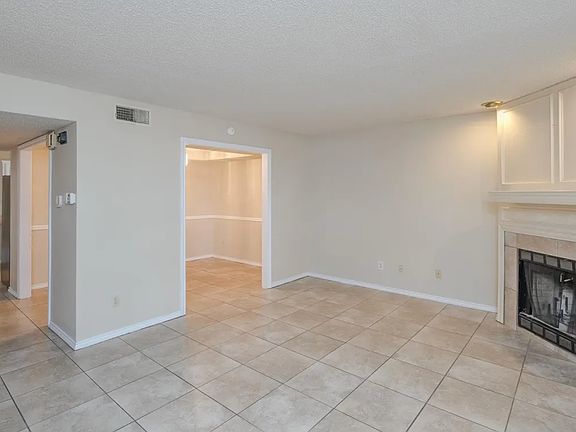 2nd image of 1108 Kathy Ln