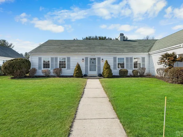 578 Old Nassau Rd #A, Monroe Township, NJ 08831