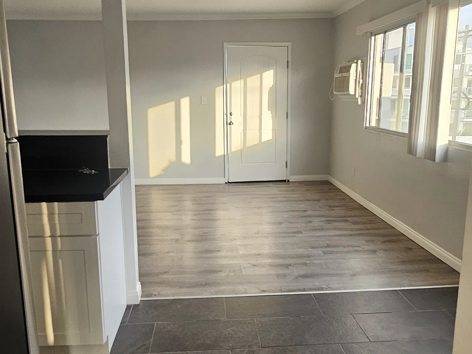 3 bed, 2.5 bath, 1300 sqft, $3,795 — Photo 4