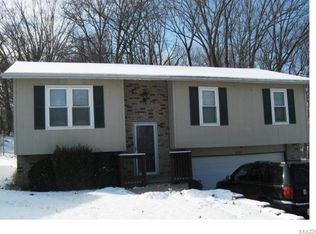 5512 White Oak Ln, Imperial, MO 63052