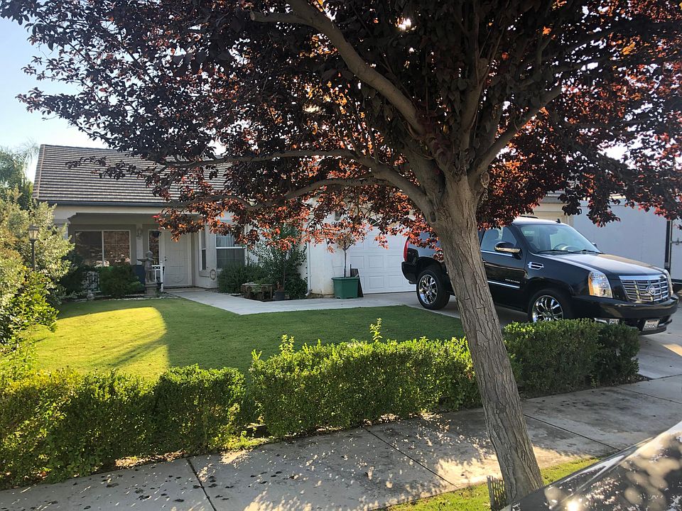 2nd image of 6901 Savannah Falls Dr