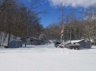 10489 Hazel Dell Rd, Howard, OH 43028