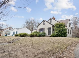 3273 Drew Ave N, Robbinsdale, MN 55422