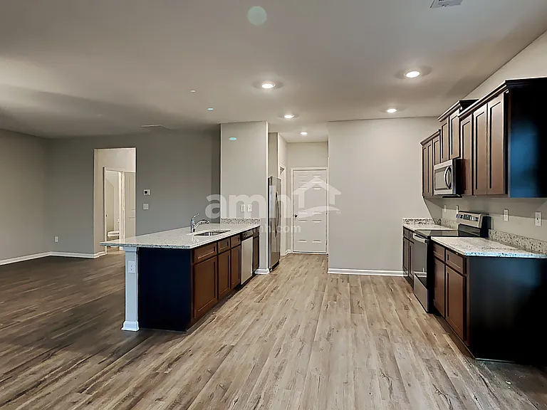 625 Gleaner Way — Photo 3
