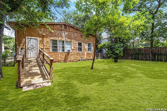 1434 Hicks Ave — Photo 21