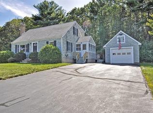 8 Domenica Rd, Walpole, MA 02081