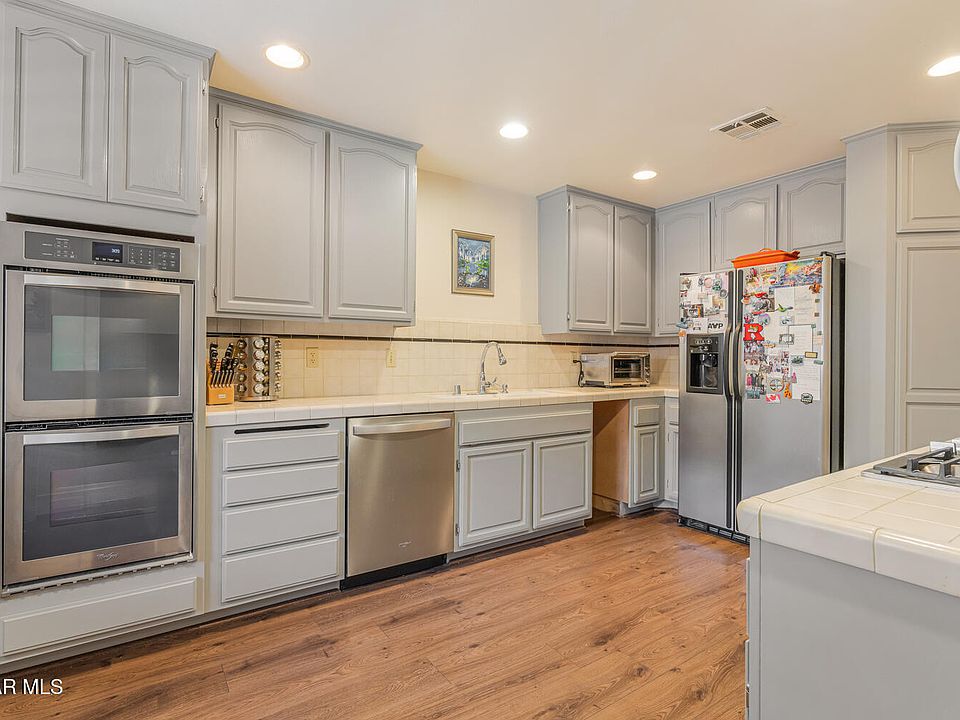 1st image of 5200 White Oak Ave Unit 30