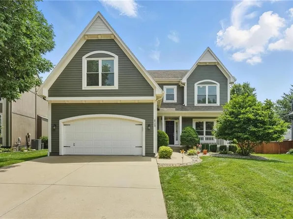 9729 Prairie Creek Rd, Lenexa, KS 66220