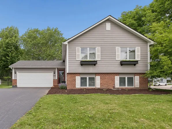 7250 Cactus Curv, Chanhassen, MN 55317