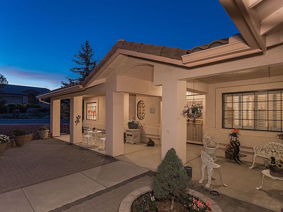 3rd image of 1957 Cherrywood Cir