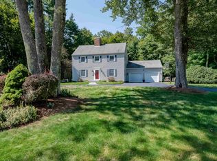 2 Evergreen Ln, Rochester, NH 03867