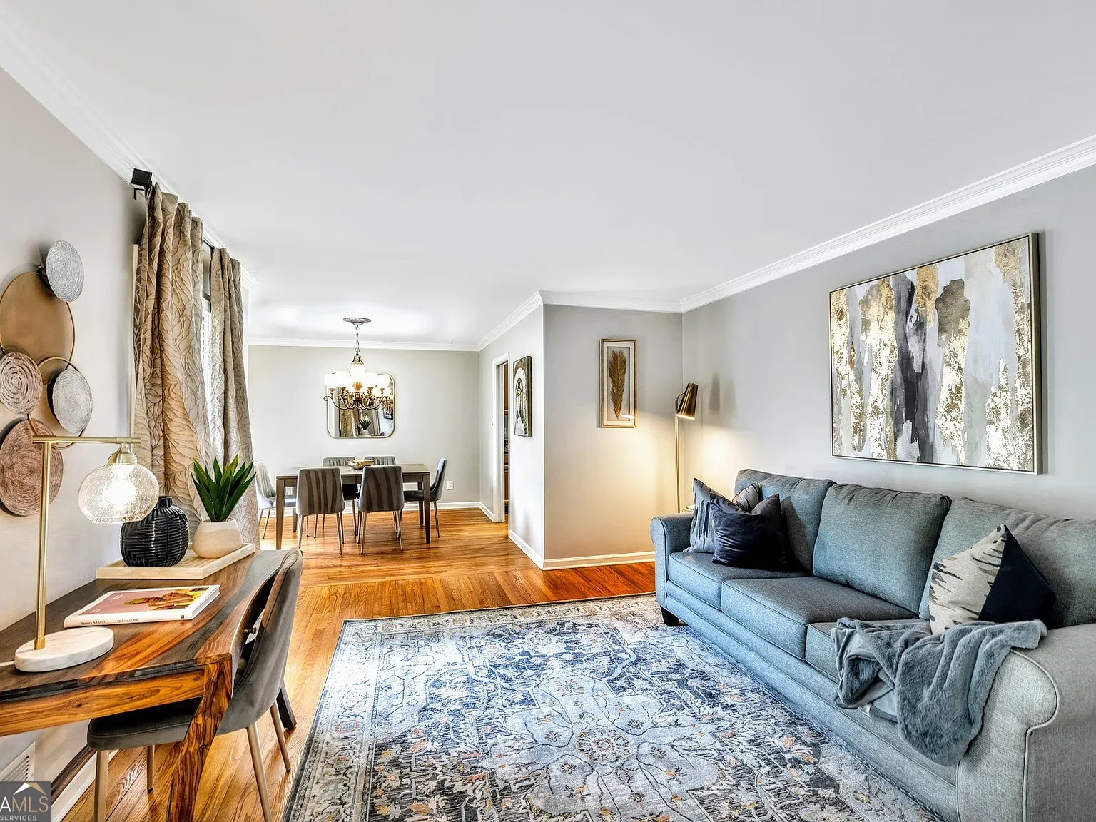3 bed, 2.0 bath, 1800 sqft, $5,900 — Photo 3