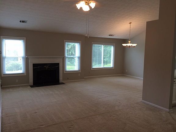 4th image of 757 Bostonian Way