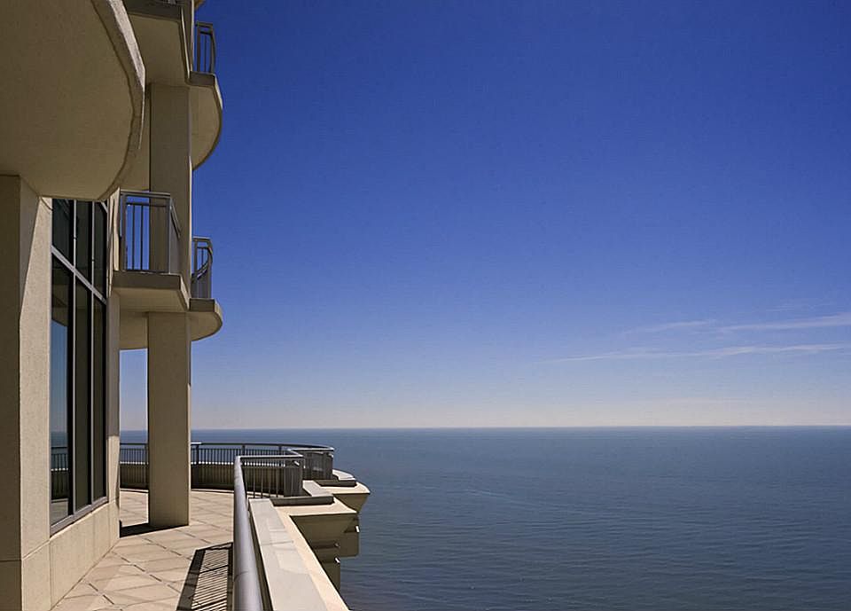 Endless views in all directions.