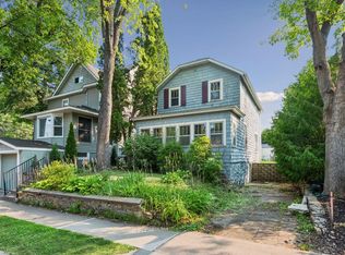 111 1st St, Excelsior, MN 55331