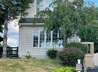 117 Ocean Blvd, Keyport, NJ 07735