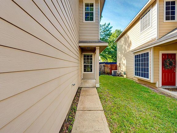 2nd image of 16535 Cairngrove Ln
