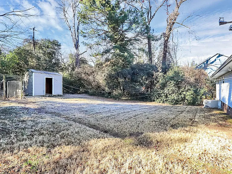 2429 Marlowe Ave — Photo 24