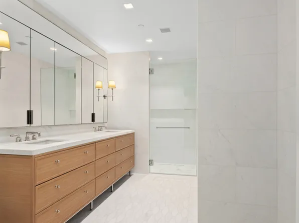 200 East 83rd Street image 11 of 25