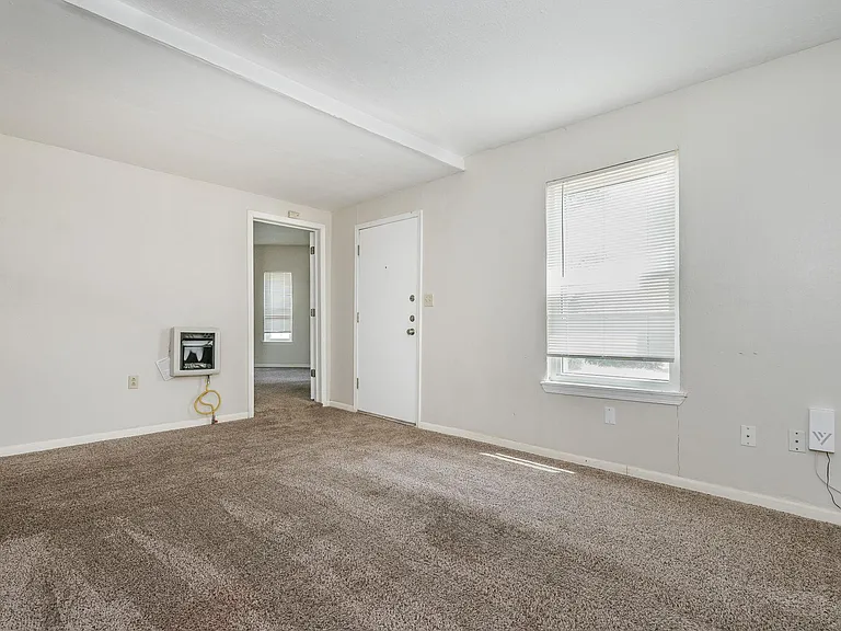 509 4th Ave #C — Photo 8