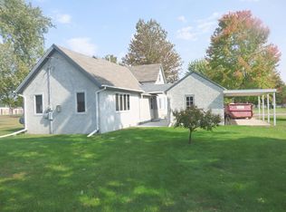 408 8th St SW, Little Falls, MN 56345